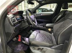 ڤۆڵکسواگن ئەتڵەس کرۆس سپۆرت